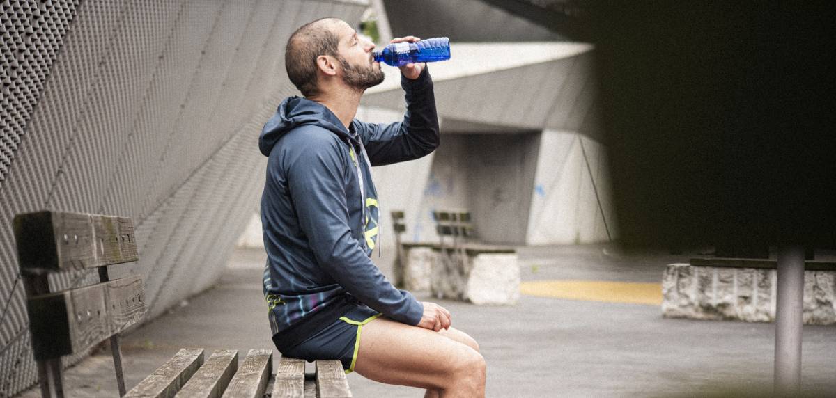 Plan de entrenamiento maratón sub 4 horas en 18 semanas, hidratación